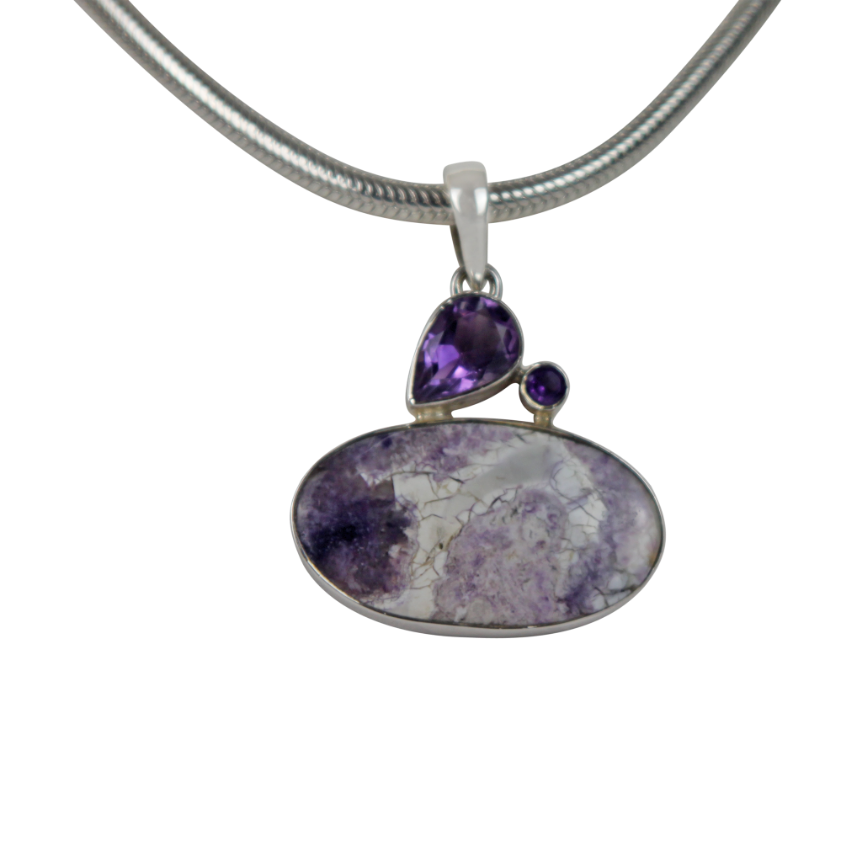 Impressive and Royalistic Purple 925 Sterling Silver Statement Pendant with Tiffany and Amethysts Gems