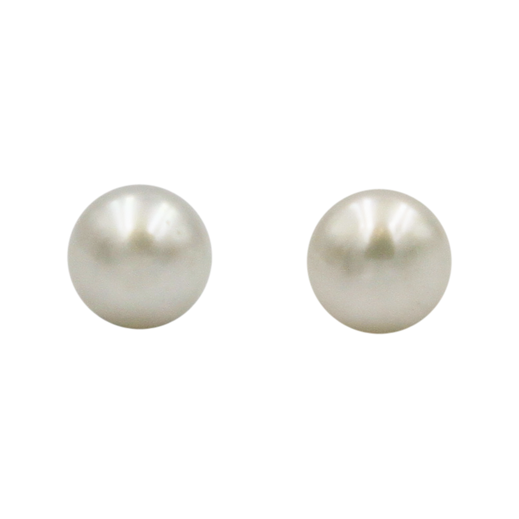 Simple Full Sphere Pearl Stud Earring