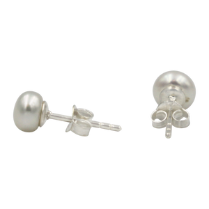 Simple Full Large Sphere Pearl Stud Earring sett on Sterling Silver.